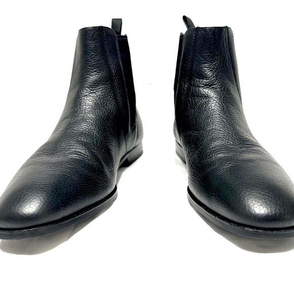 Coach Graham Chelsea Boots – Black Leather (Like New) - Picture 4 of 15